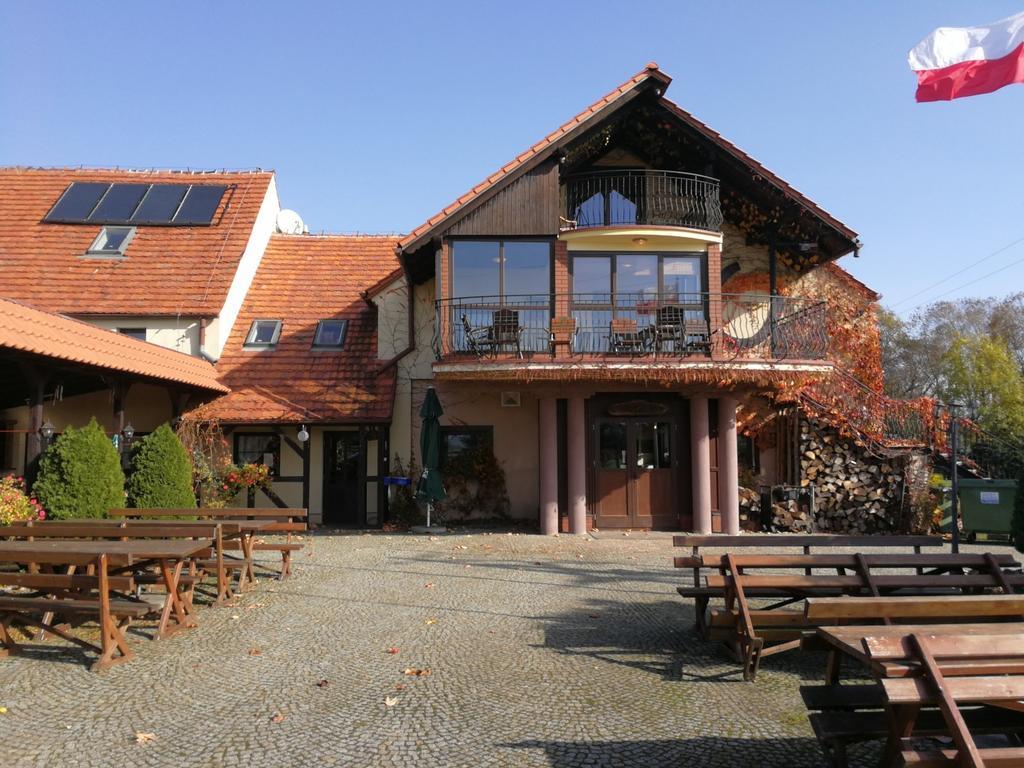 Podkowa Modliszow Villa Екстериор снимка